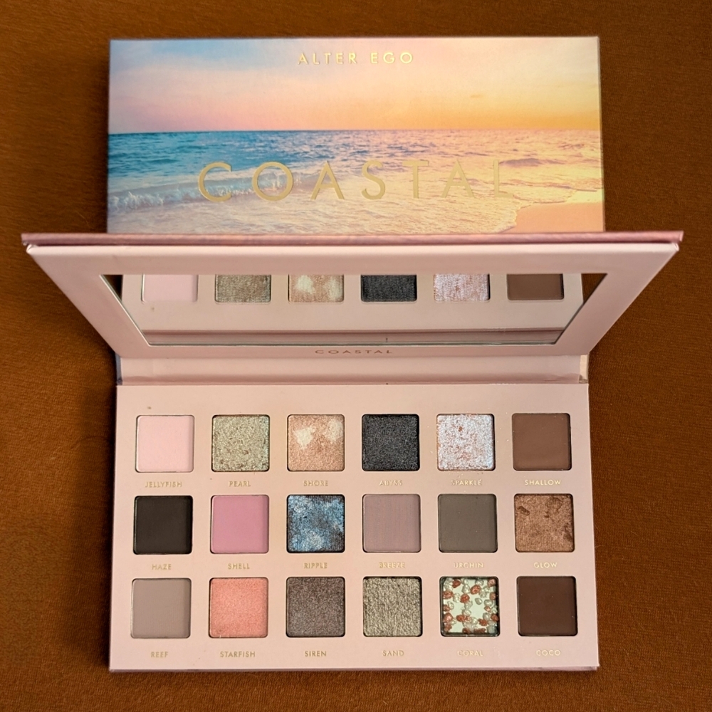 Alter Ego Coastal Eyeshadow Palette